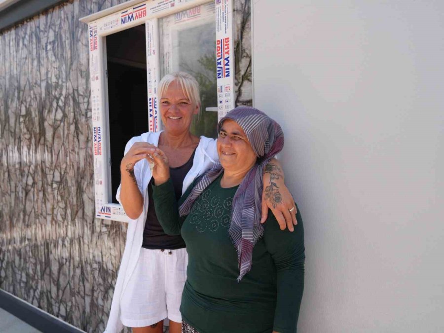 400 Kilometrelik İyilik Yürüyüşü Alanya’da İhtiyaç Sahibi Aileye Yuva Oldu