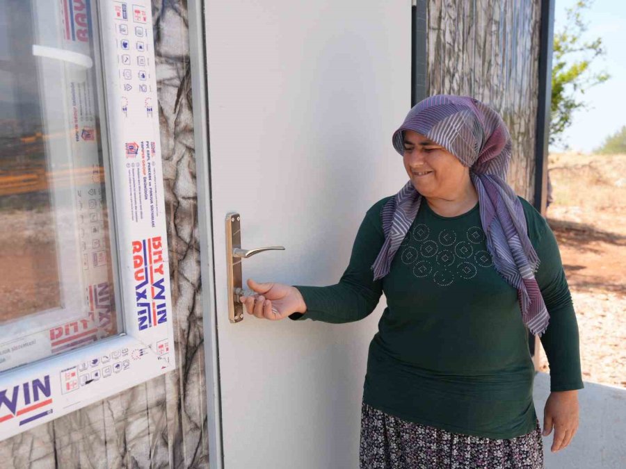 400 Kilometrelik İyilik Yürüyüşü Alanya’da İhtiyaç Sahibi Aileye Yuva Oldu