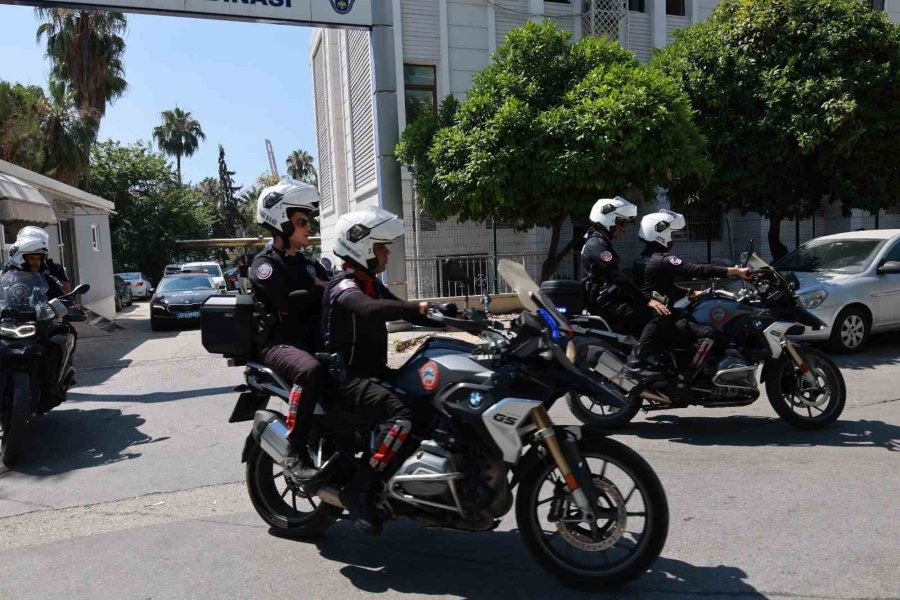 Mersin’de Konaklama Tesisleri Denetlendi, Aranan 3 Şüpheli Yakalandı