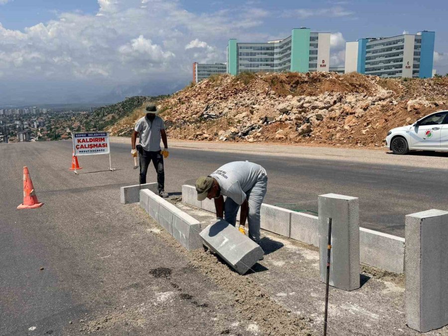 Kepez’de Yaya Güvenliğine 81 Kilometrelik Yatırım