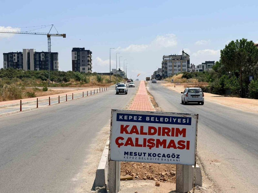 Kepez’de Yaya Güvenliğine 81 Kilometrelik Yatırım