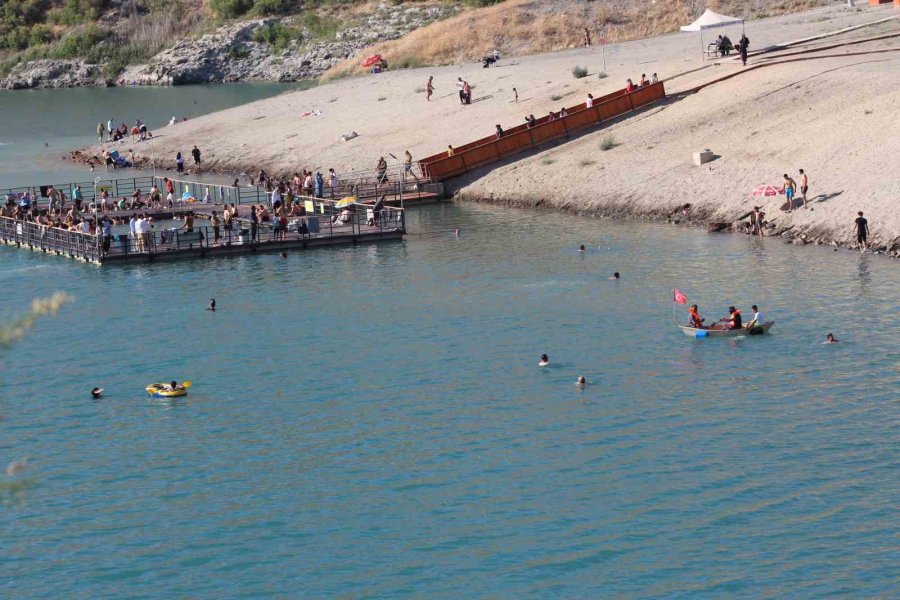 Karapınar’da Acıgöl Ve Lavanta Bahçesi Uğrak Noktası Oldu