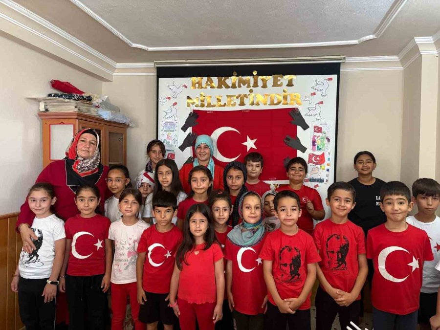 Anamur’da Yaz Kur’an Kursu Öğrencilerine 15 Temmuz Ruhu Anlatıldı