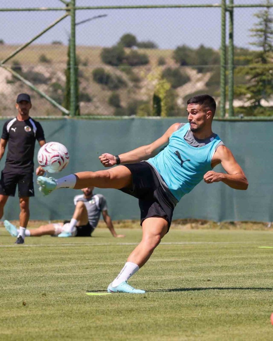 Corendon Alanyaspor Yeni Sezon Hazırlıklarını Burdur’da Sürdürüyor