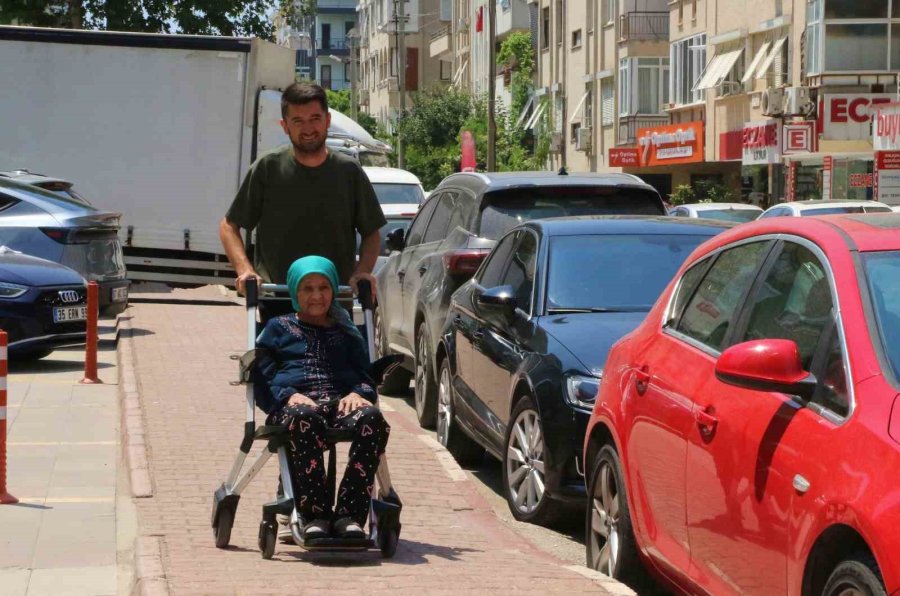 Yıllar Önce Bir Hastaya Can Olur Diye Yaptığı Bağış Annesinin Hayatını Kurtardı
