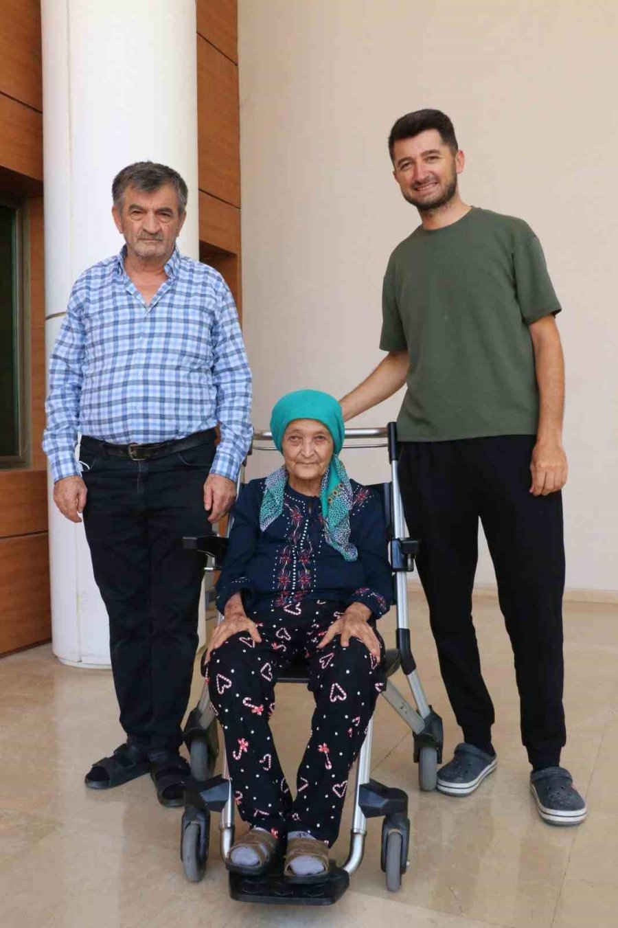 Yıllar Önce Bir Hastaya Can Olur Diye Yaptığı Bağış Annesinin Hayatını Kurtardı