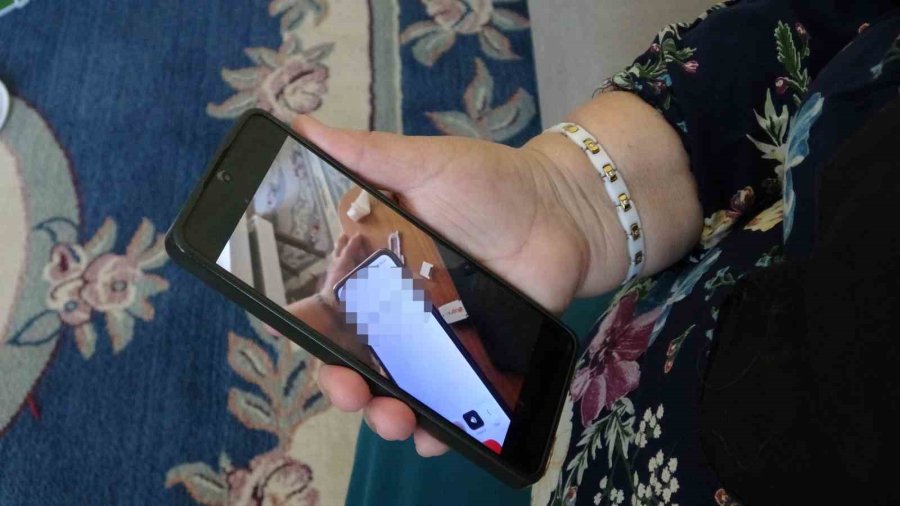 Annesini Telefonda Konuşurken Gördü Dolandırıcıların Planını Bozdu