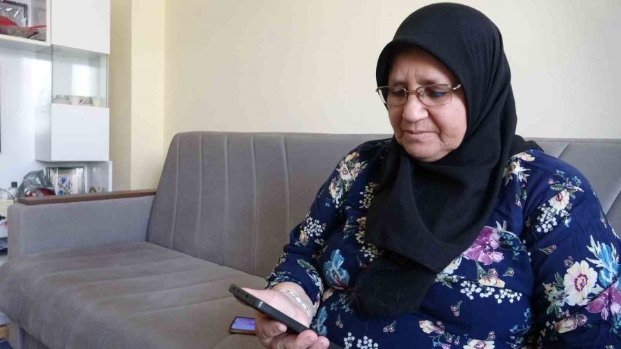 Annesini Telefonda Konuşurken Gördü Dolandırıcıların Planını Bozdu