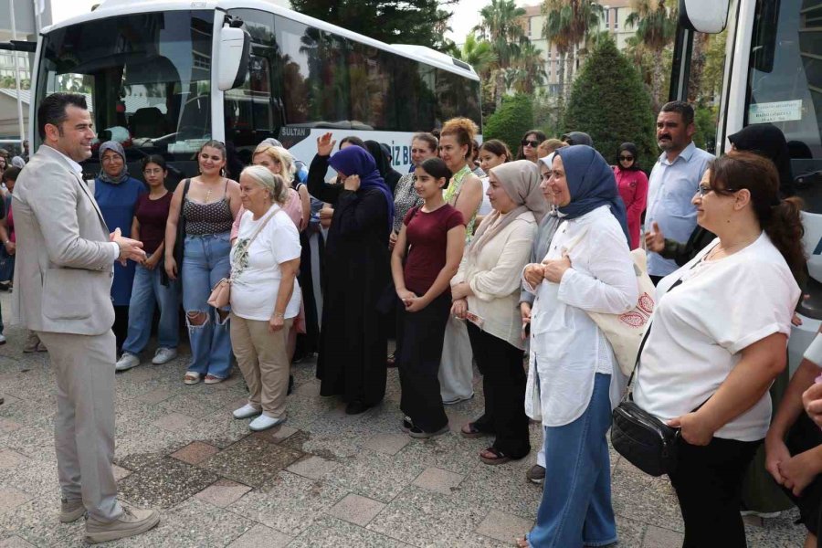 Akdenizli Anne Ve Kızları Kapızlı Gençlik Kampında Buluştu