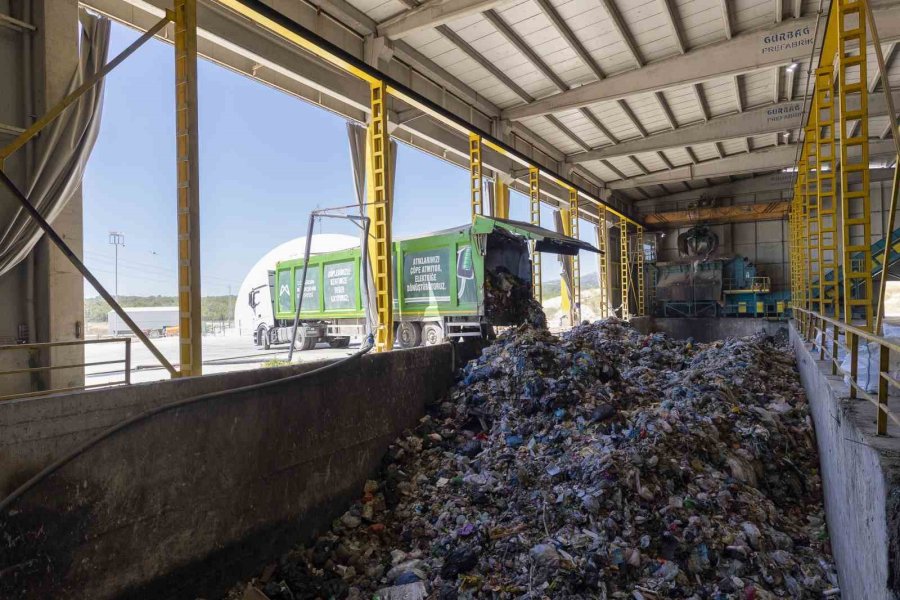 Mersin’de Çöpler Enerjiye Dönüşüyor