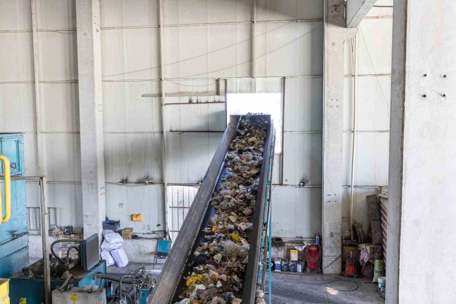 Mersin’de Çöpler Enerjiye Dönüşüyor
