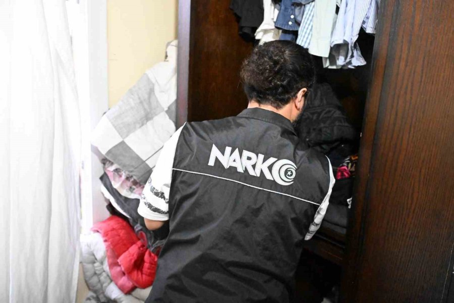 Mersin’deki Uyuşturucu Operasyonu: 27 Tutuklama
