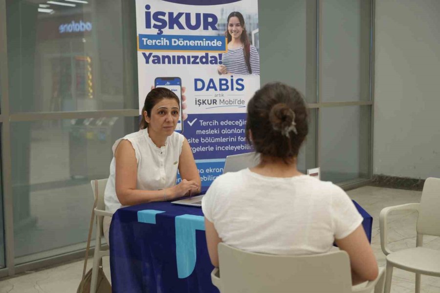Öğrencilere Lgs Ve Yks Tercihlerinde Dabis Desteği: Niğde’de Öğrenci Ve Veliler Bilgilendiriliyor
