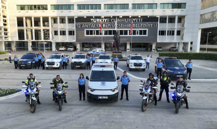 Büyükşehir Zabıtasından Kaldırım İşgallerine Sıkı Denetim