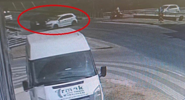 Karşı Yola Geçmek İçin Alt Geçidi Kullanmadı, Kaza Kaçınılmaz Oldu