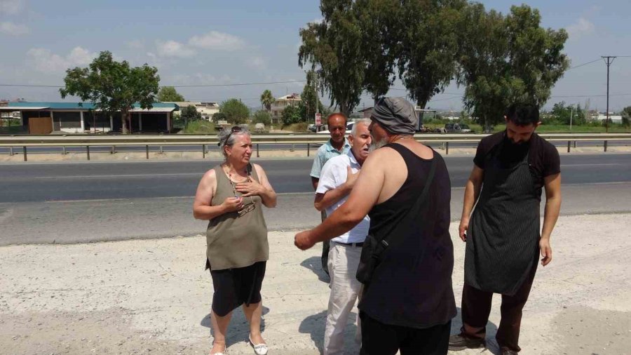 Otomobil İle Motosiklet Çarpıştı, Görgü Tanığı İle Sürücü Kazayı Tartıştı