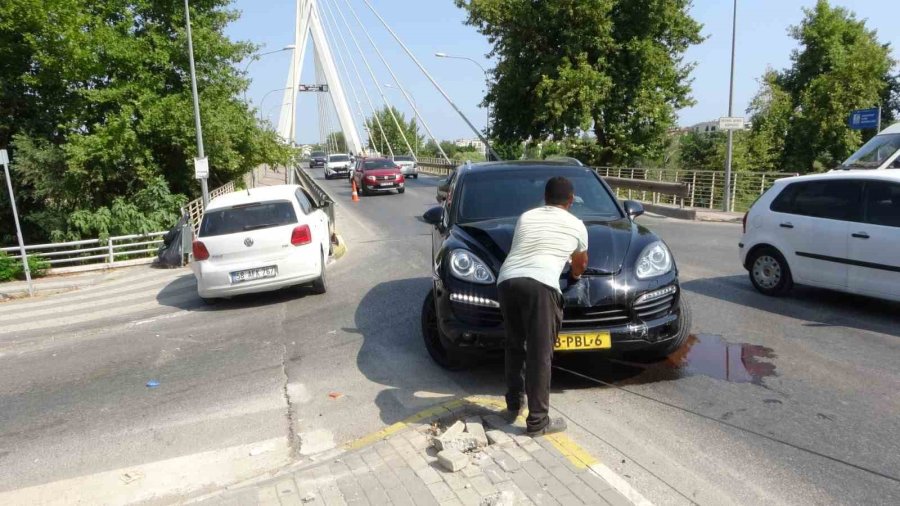 Karşı Yola Geçmek İçin Alt Geçidi Kullanmadı, Kaza Kaçınılmaz Oldu