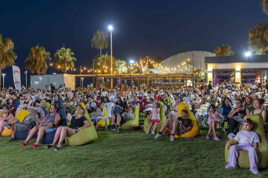 Mersin’de Yaz Akşamları Açık Hava Sinemasıyla Renklenecek