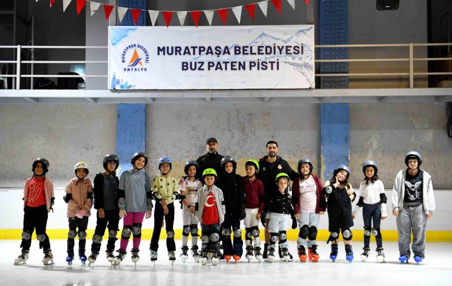 Antalya’nın Yaz Aylarında Serinleten Adresi: Dağyakası Buz Pisti
