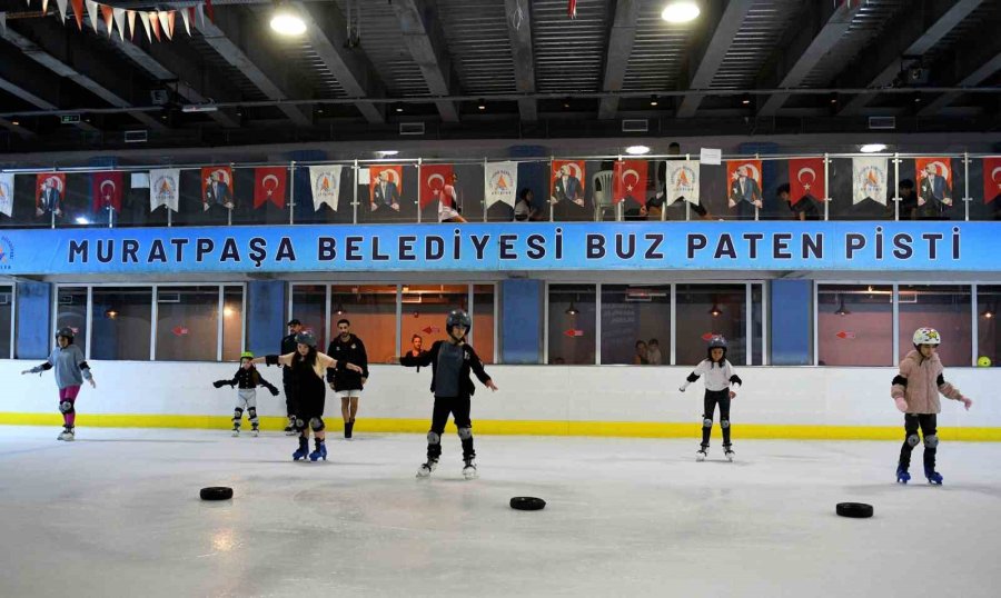 Antalya’nın Yaz Aylarında Serinleten Adresi: Dağyakası Buz Pisti