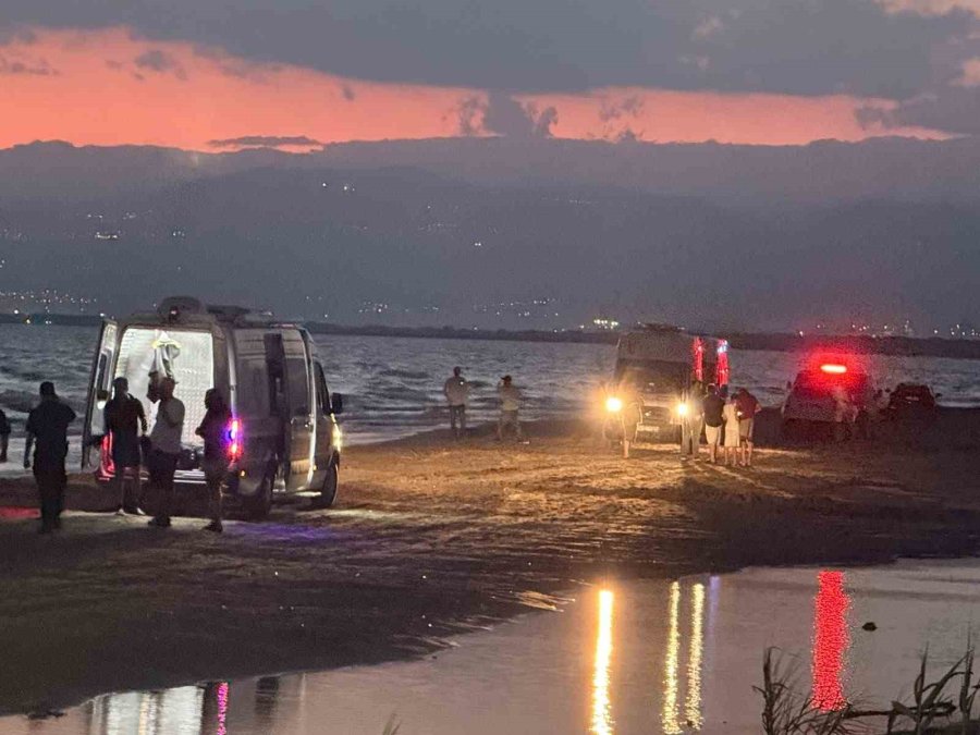 Mersin’de Feci Olay: Denize Giren 3 Kişinin Cansız Bedeni Bulundu, 1’i Kayıp