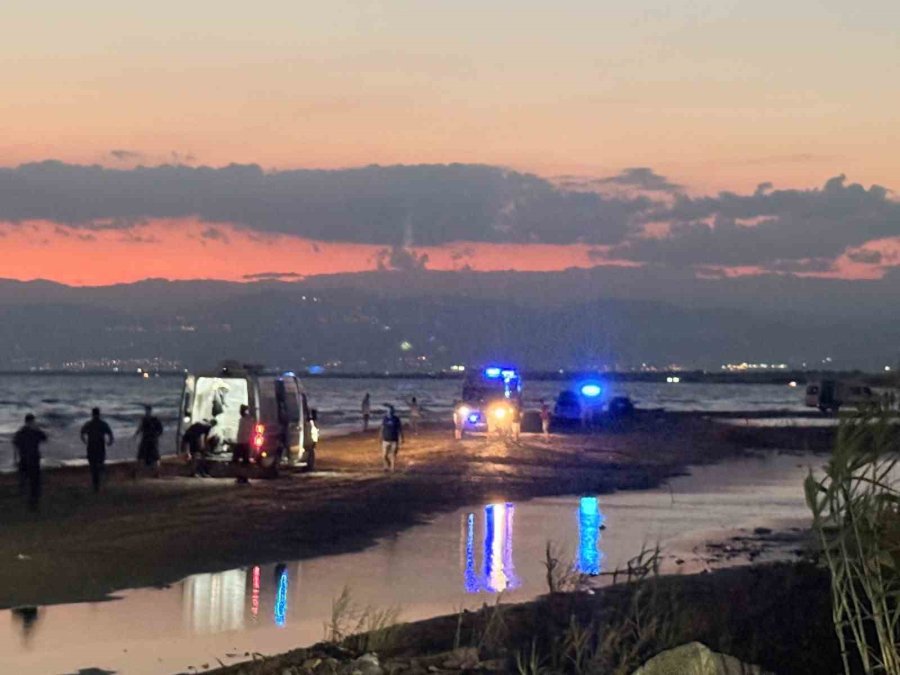 Mersin’de Feci Olay: Denize Giren 3 Kişinin Cansız Bedeni Bulundu, 1’i Kayıp