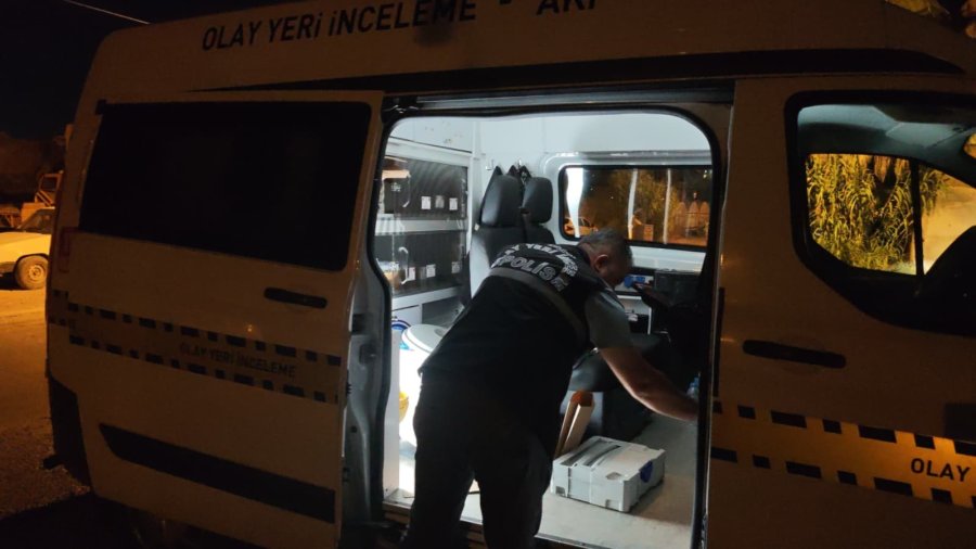 Antalya’da Silahlı Saldırı: 3 Yaralı