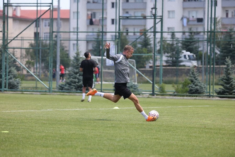 Corendon Alanyaspor, Erzurum Kampına Başladı