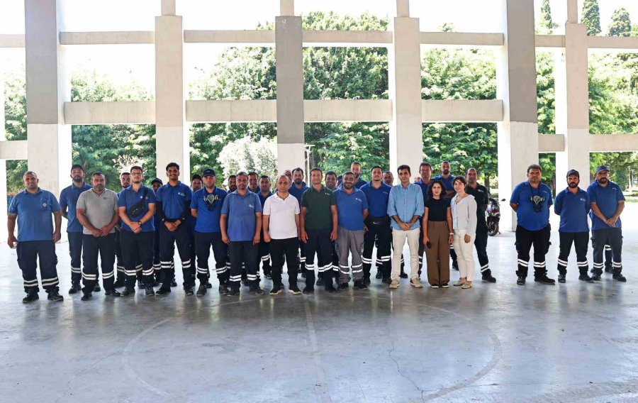 Büyükşehir Vektörle Mücadelede Eğitim Ve Saha Çalışmalarını Sürdürüyor