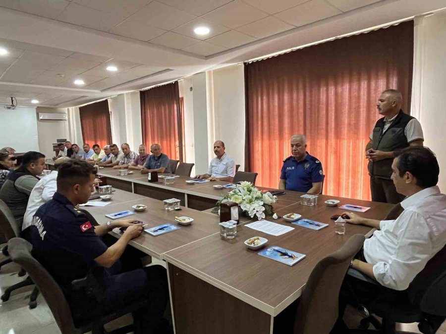 Bozyazı’da Orman Yangınlarına Karşı Toplantı Yapıldı
