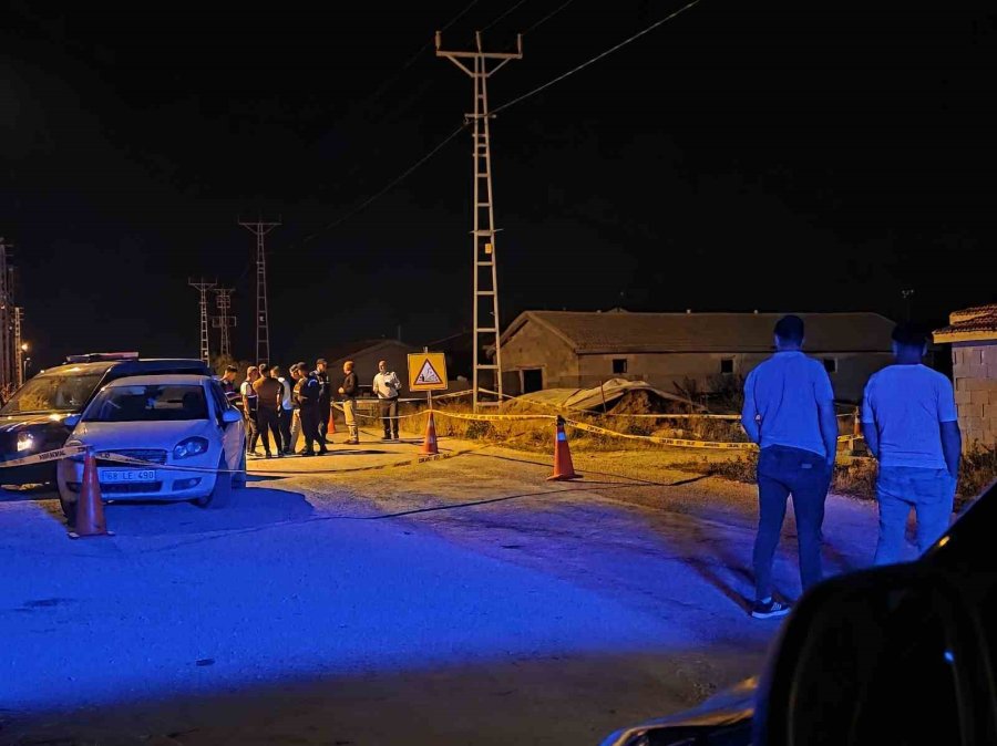Aksaray’da Komşu Kavgasında Genç Kadın Başından Vuruldu