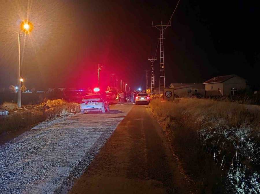 Aksaray’da Komşu Kavgasında Genç Kadın Başından Vuruldu