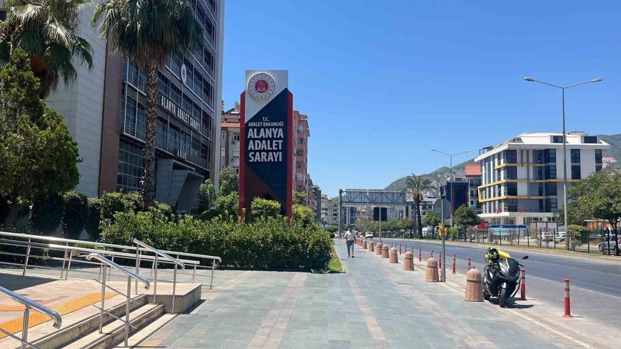 Direksiyon Sınavında Tacize Uğradı, Gizli Çektiği Görüntü Tutuklama Getirdi