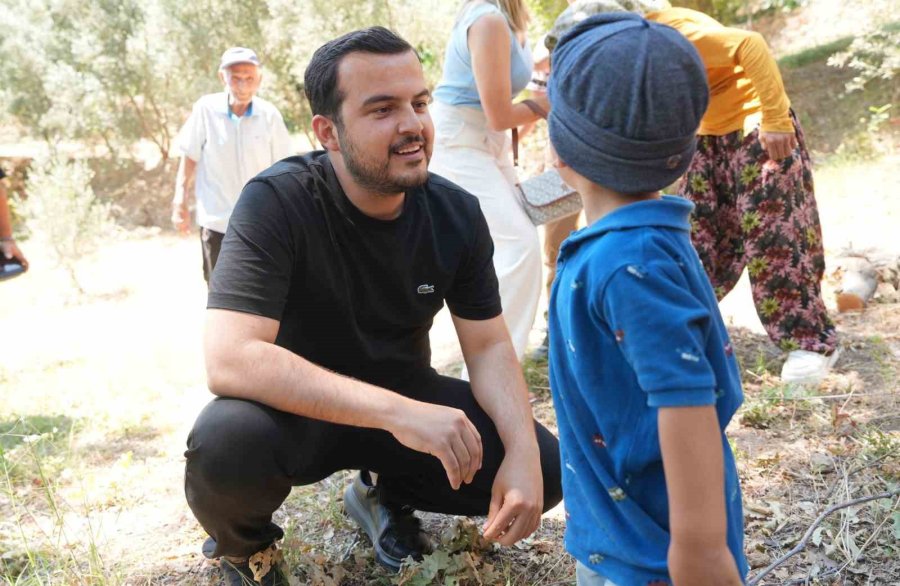 Alanya Belediyesi Ve Hayırsever Desteğiyle İhtiyaç Sahibi Aileye Konteyner Ev