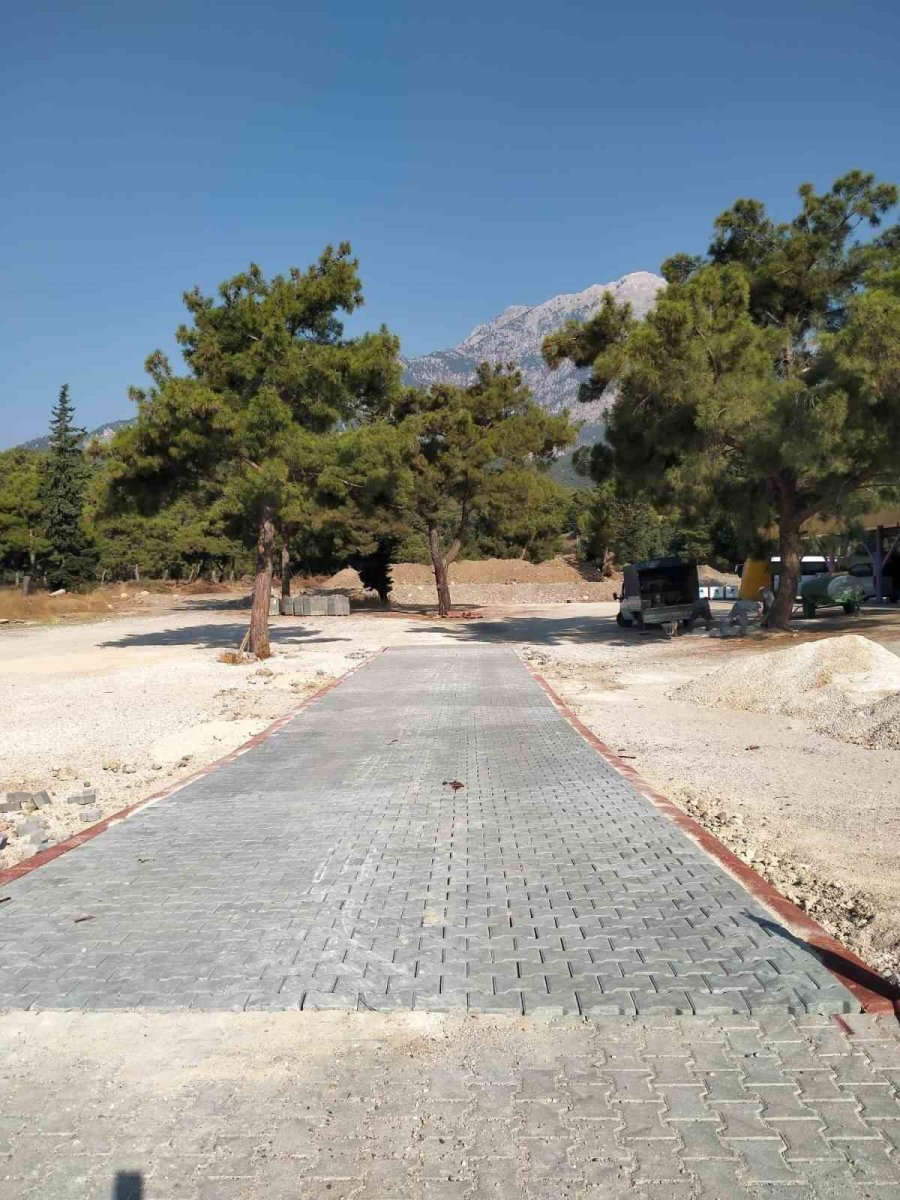 Kemer Genelinde Çalışmalar Aralıksız Sürüyor