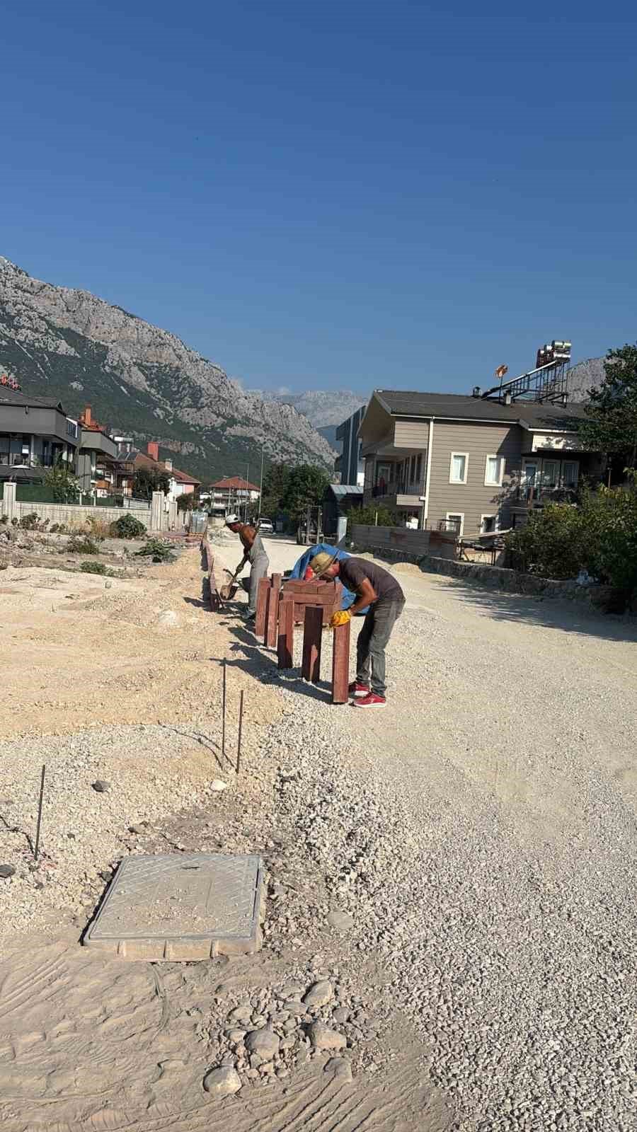 Kemer Genelinde Çalışmalar Aralıksız Sürüyor