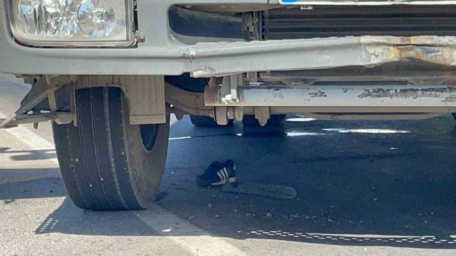 Karaman’da Motosiklet Sürücüsünün Ağır Yaralandığı Kaza Kamerada
