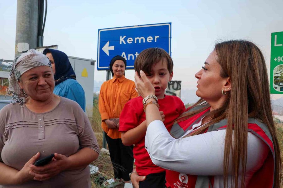 Büyükşehir İtfaiyesi Antalya’nın Dört Bir Yanında Görev Başında