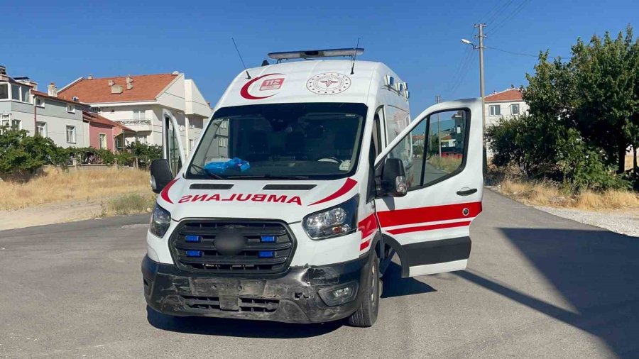Karaman’da Ambulansın Karıştığı Kaza Ucuz Atlatıldı