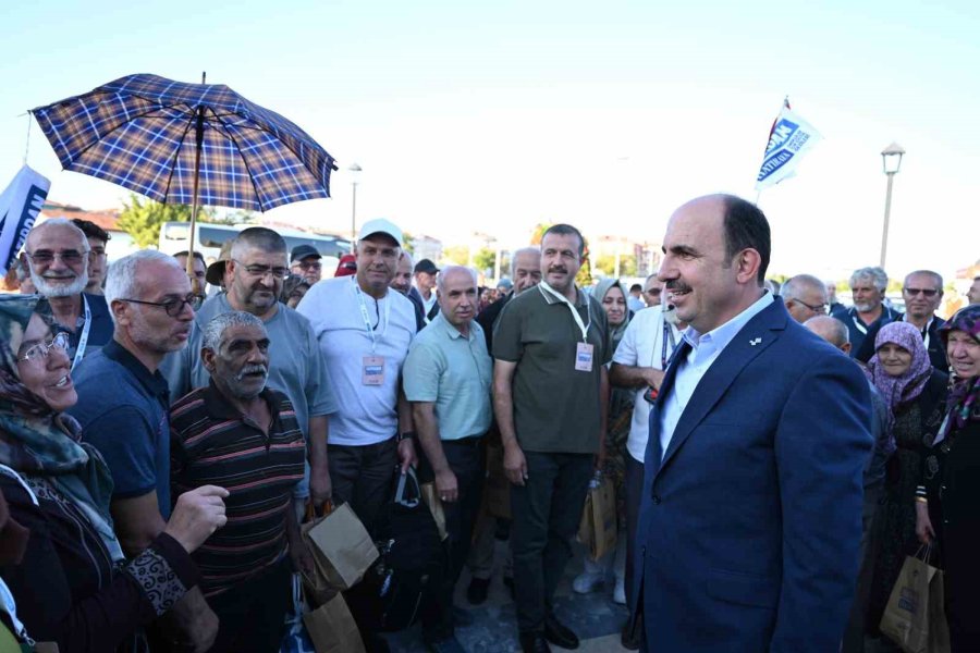 Konya Büyükşehir’in Emeklilere "hatırdan Hatıraya Kültür Turları" Sürüyor