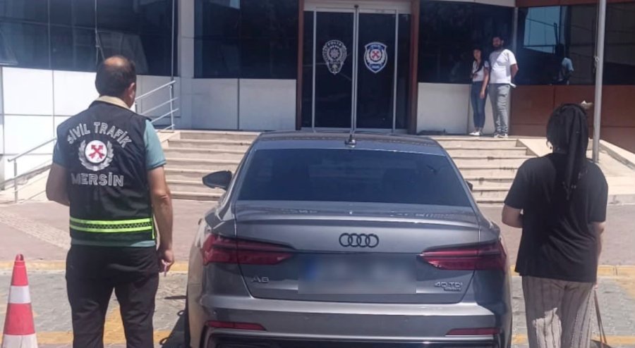 Mersin’de Düğün Konvoyunda Yolu Kapatan 7 Sürücüye 695 Bin 862 Lira Ceza