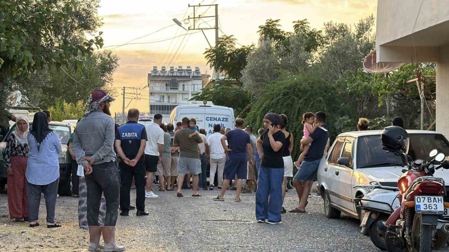 Gazipaşa’da Bir Kişi Evinin Merdiveninde Ölü Bulundu