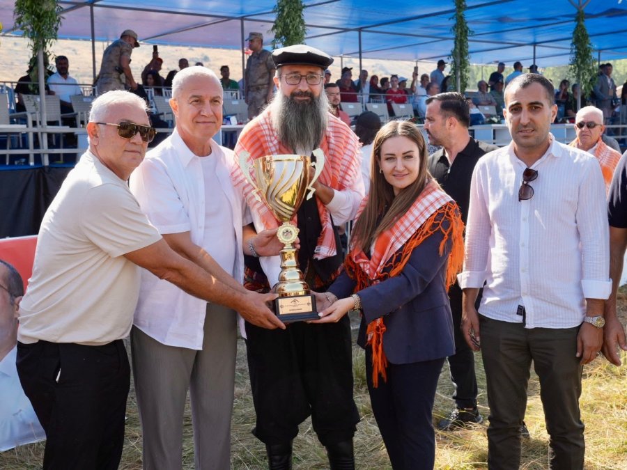 Gökbel’de Başpehlivan Enes Doğan Oldu
