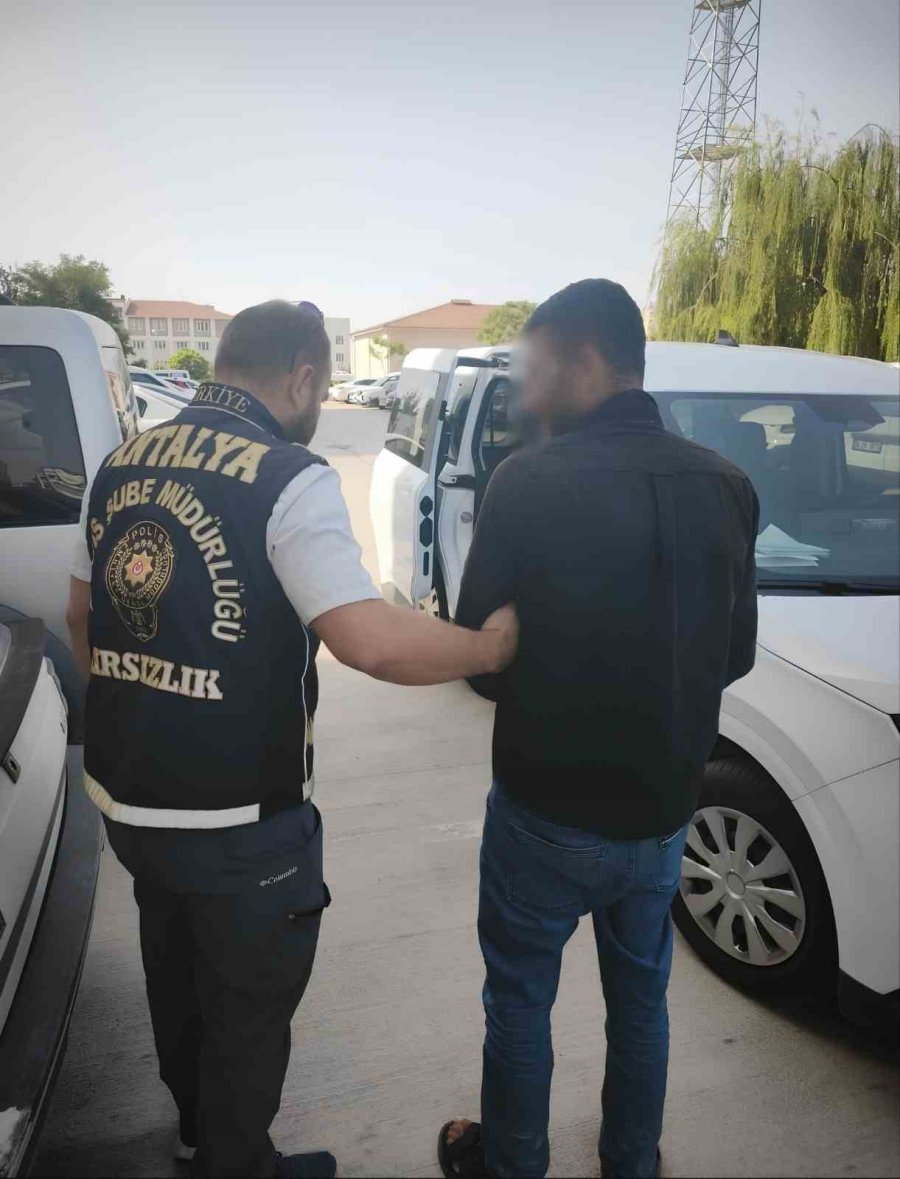 Antalya’da Son Bir Haftada 275 Şahıs Tutuklandı
