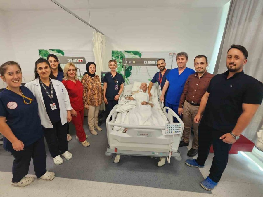 Niğde’de Bir İlk: Aort Yırtılması Tevar Yöntemiyle Tedavi Edildi