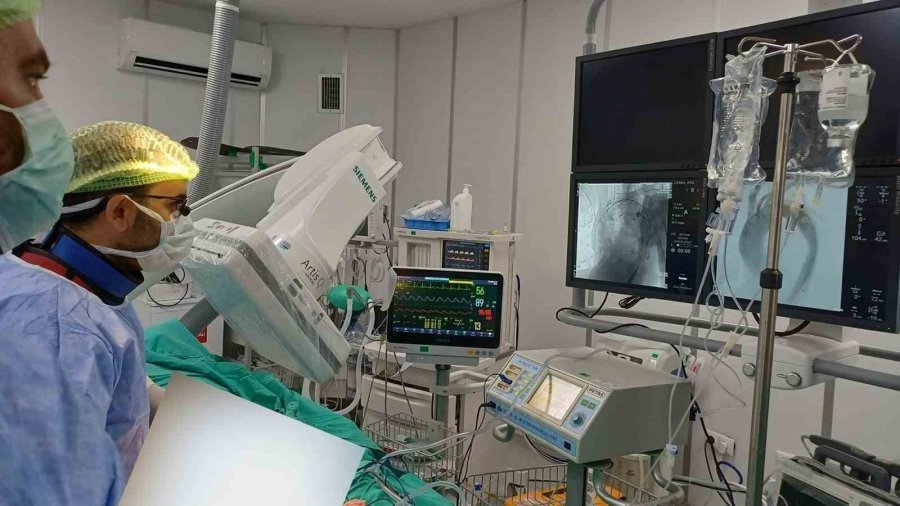 Niğde’de Bir İlk: Aort Yırtılması Tevar Yöntemiyle Tedavi Edildi
