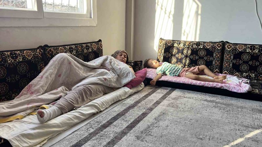 Otomobilin Ezip Kaçtığı Aile Dehşet Anlarını Anlattı: "o An Hayatın Bittiğini Düşündüm"