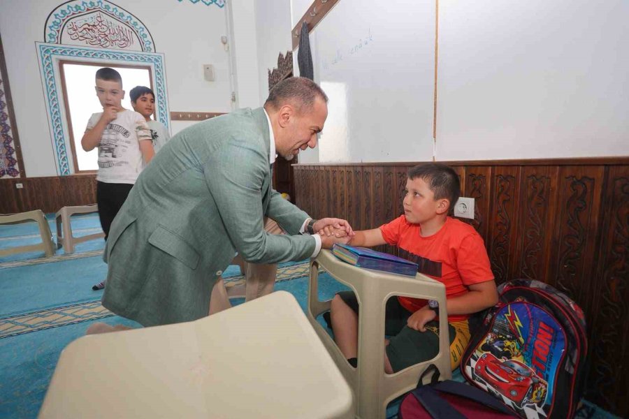 Başkan Özdemir’den Yaz Kur’an Kursu Öğrencilerine Ziyaret