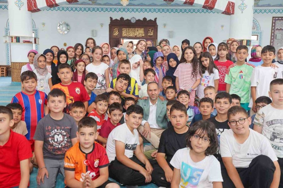 Başkan Özdemir’den Yaz Kur’an Kursu Öğrencilerine Ziyaret