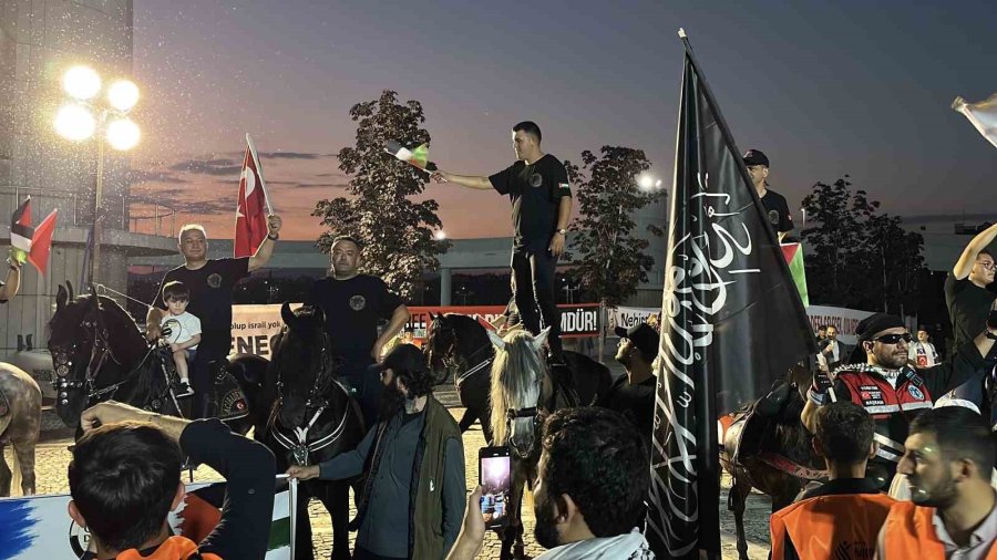 Bosna Hersek’ten Hareket Eden "filistin Konvoyu" Konya’ya Geldi